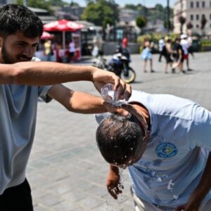 marmarada korkutan rekor 65 yil sonra bir ilk bFaENyO7