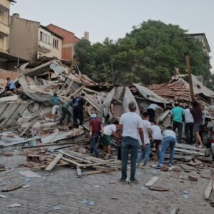 sindirgida art arda arcilar 41 40 IzewKczP