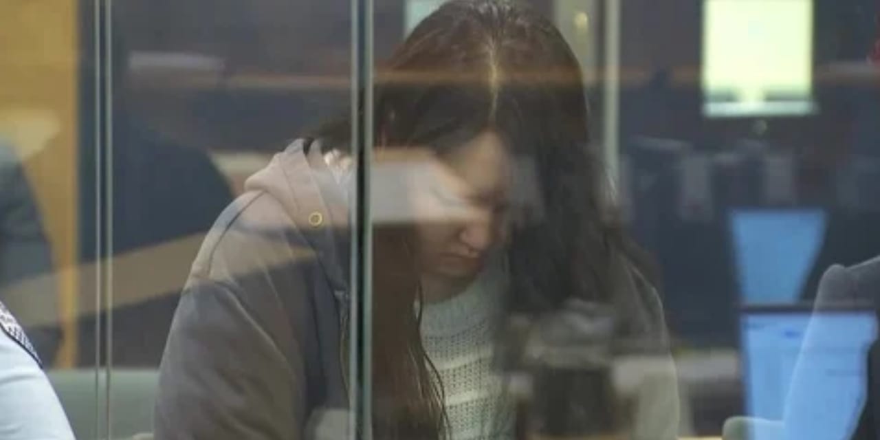 cani anne cocuklarini katledip yillarca bavulda sakladi fark edilmesin diye de us683T2J