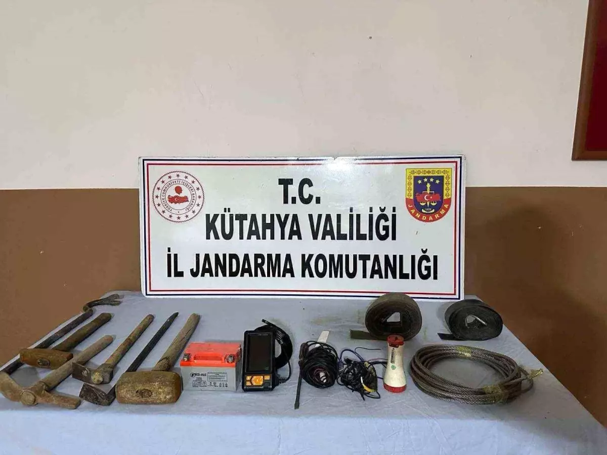 gedizde izinsiz kazi yapan 6 supheli yakalandi 4mOFEzak