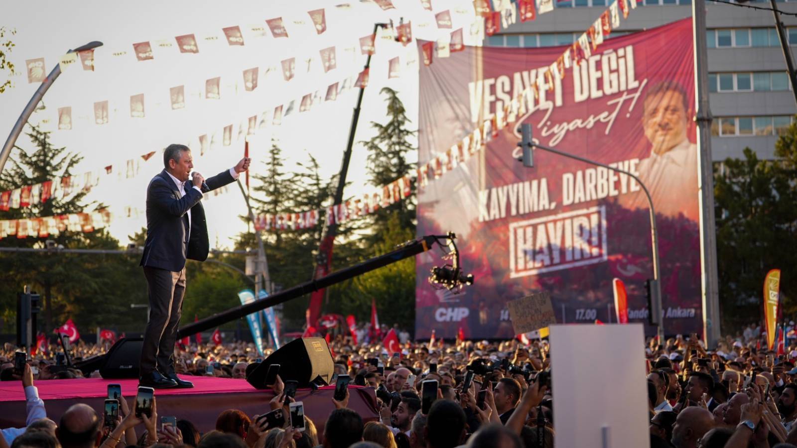 ozgur ozel kent uzlasisi davasi turkiye icin bir utanctir baris diyenler kurtlerin belediyelere secilmesini suc sayiyor XtXLkF5t