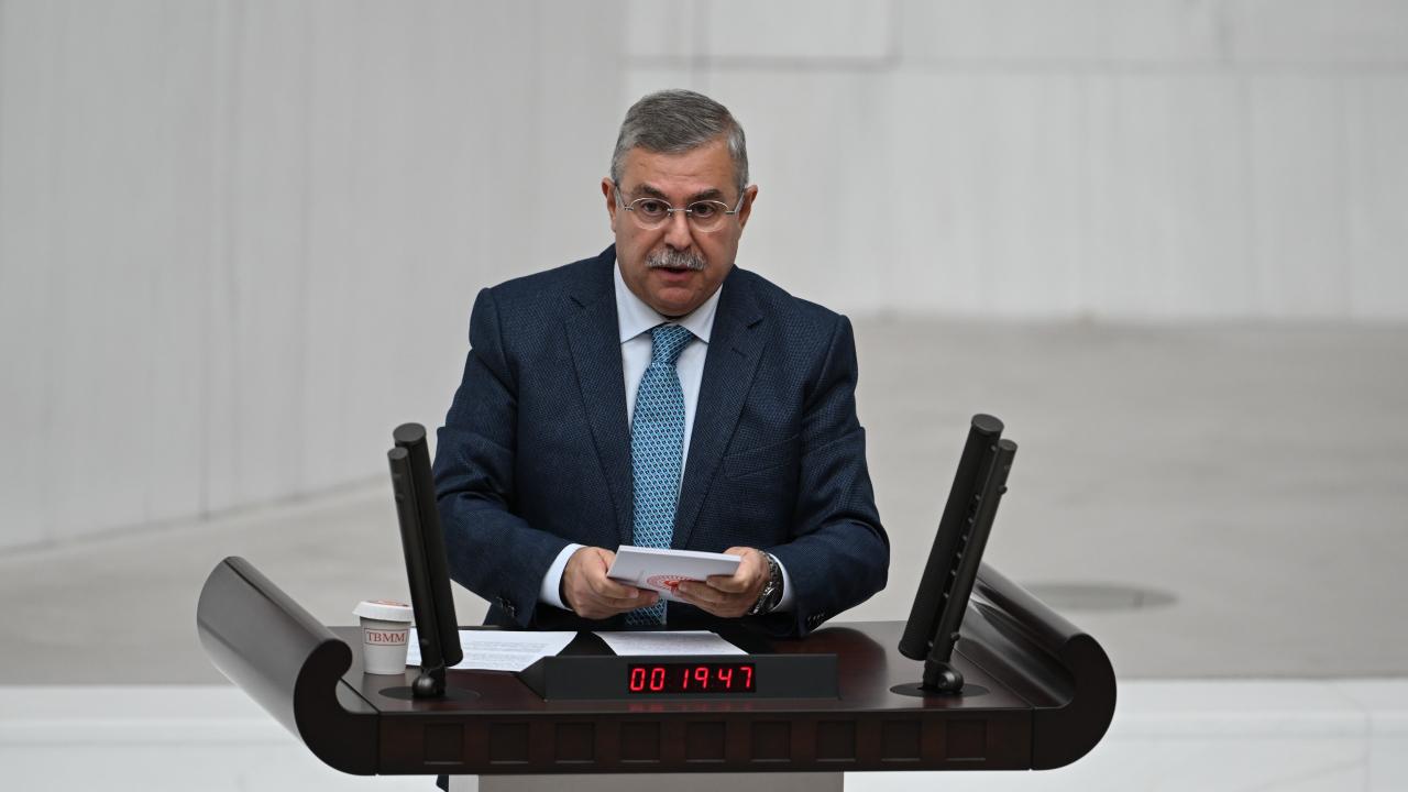 ak parti milletvekili mavisten chpye sert tepki bnxHrhFO.jpg