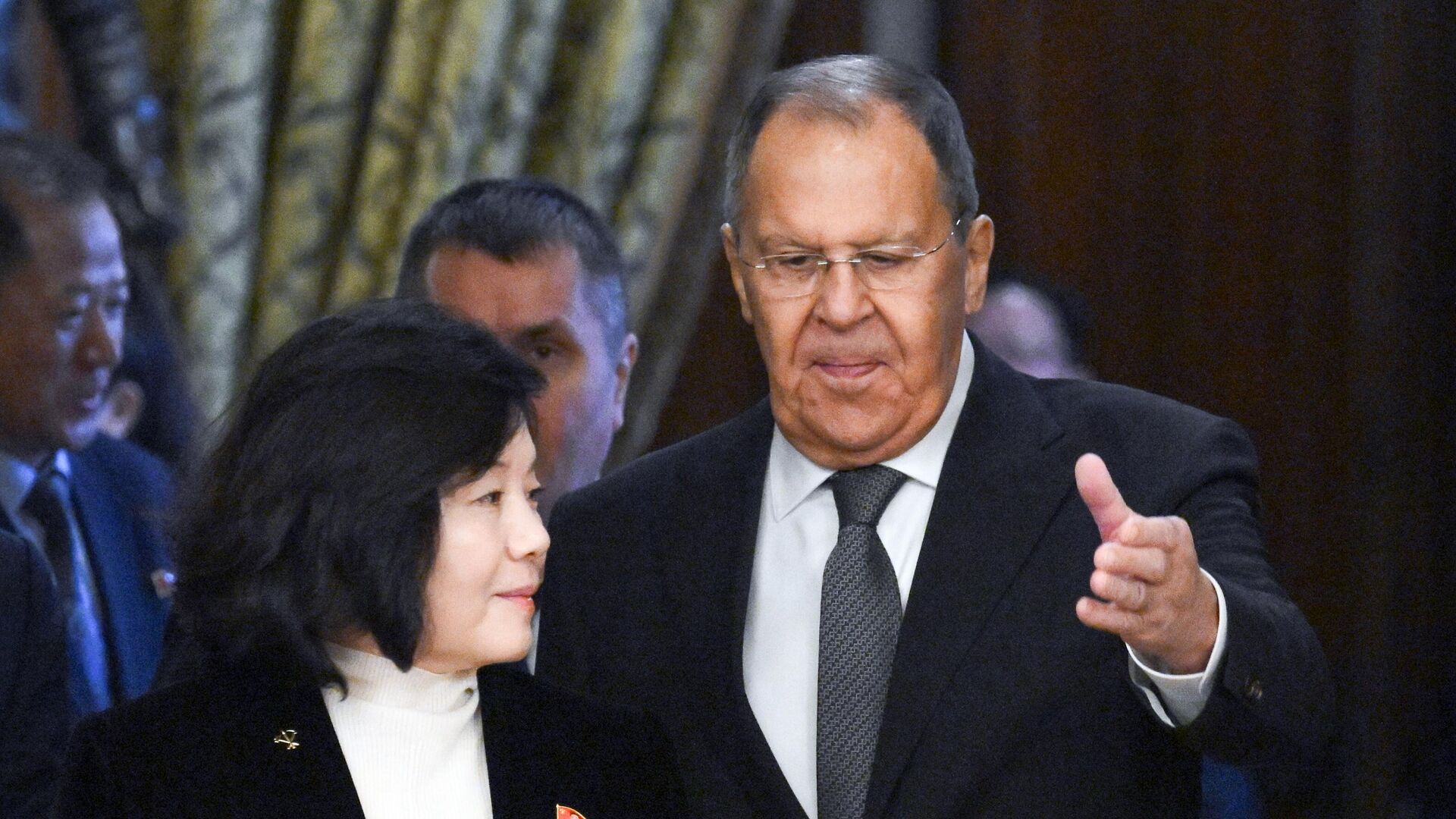 lavrov kuzey koreli askerlerin kahramanligini asla unutmayacagiz XK1Zb8Gf.jpg