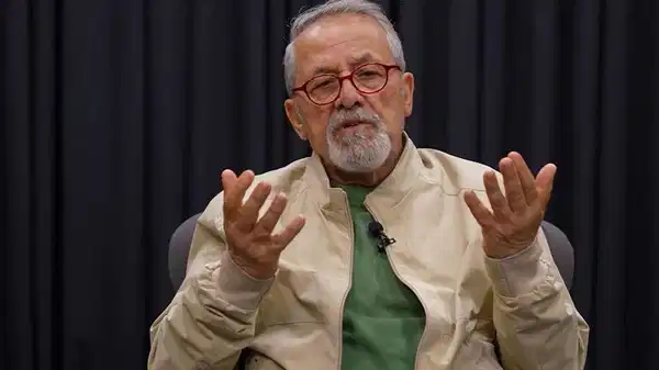 sindirgi pes pese sallaniyor naci gorurden hasarli evlerden uzak durun cagrisi SYl9vUh5.jpg